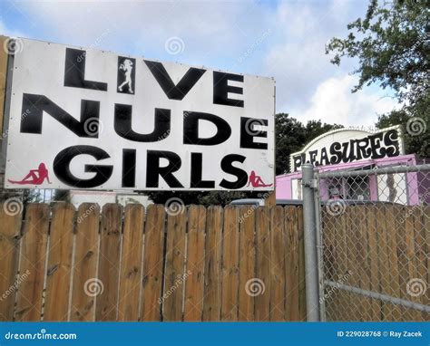 live nude female